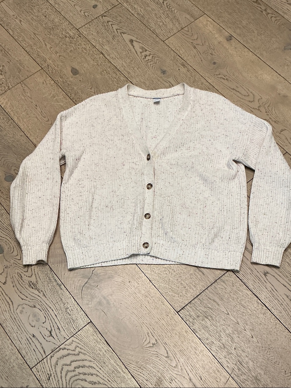 Woman’s Old Navy v neck button cardigan. XL. Cream with color flecks. Cotton!